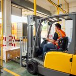 DHL