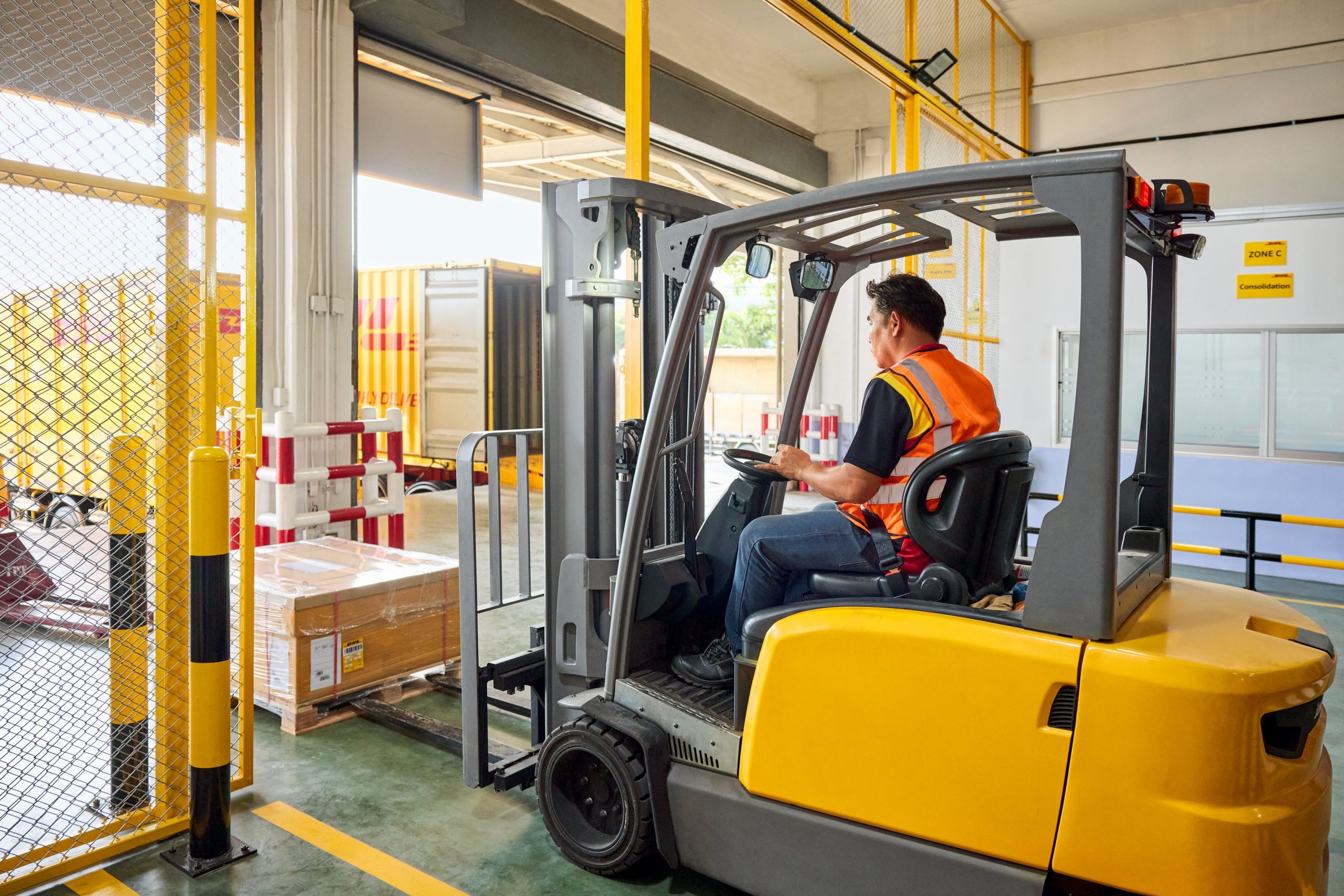 DHL
