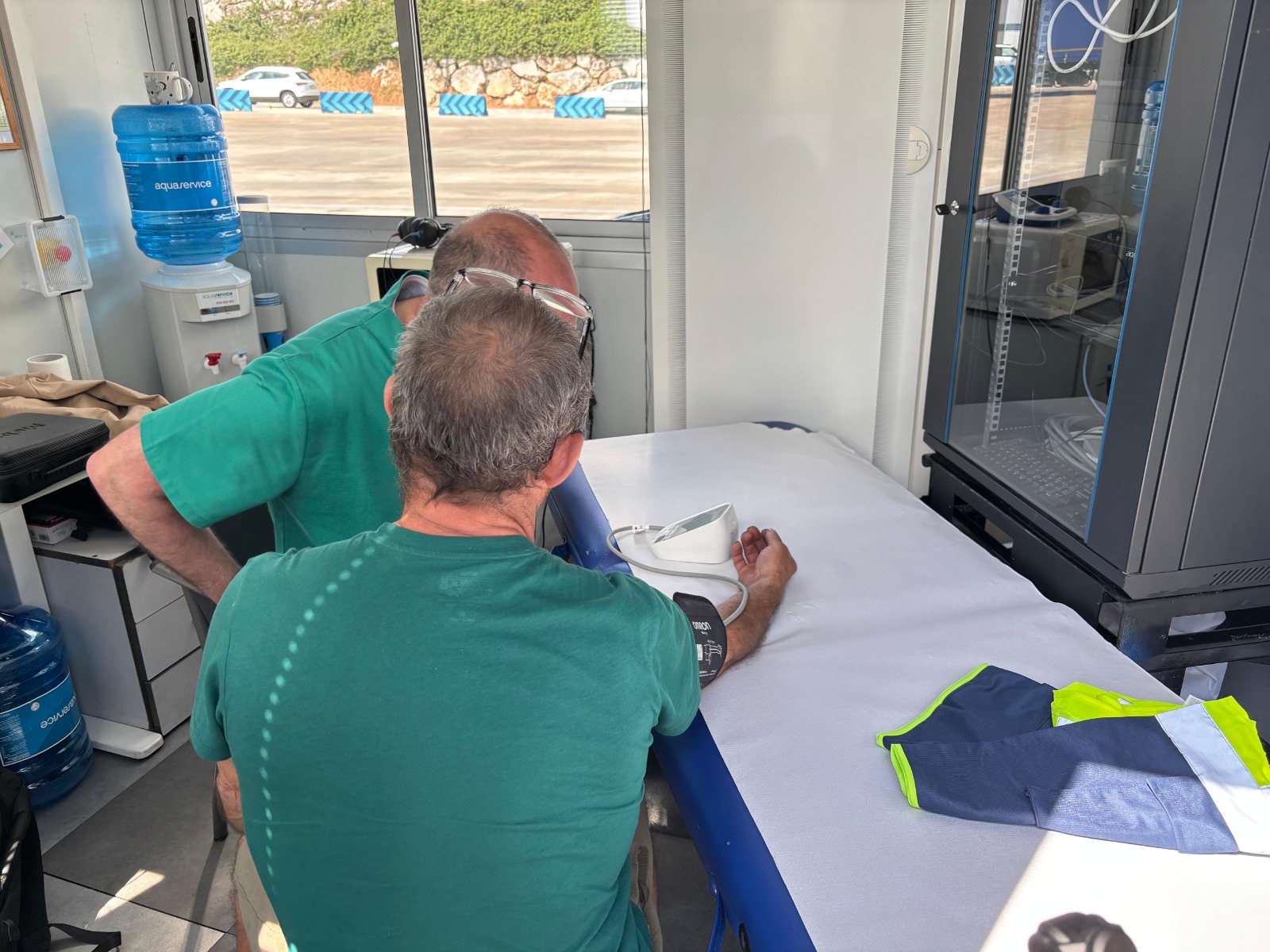 WhatsApp-Image-2026-08-18-at-16.09.49 Caravana cu Medici și Eurowag aduc sănătatea mai aproape de șoferii de camion: Consultații gratuite în Oradea, Satu Mare și Arad