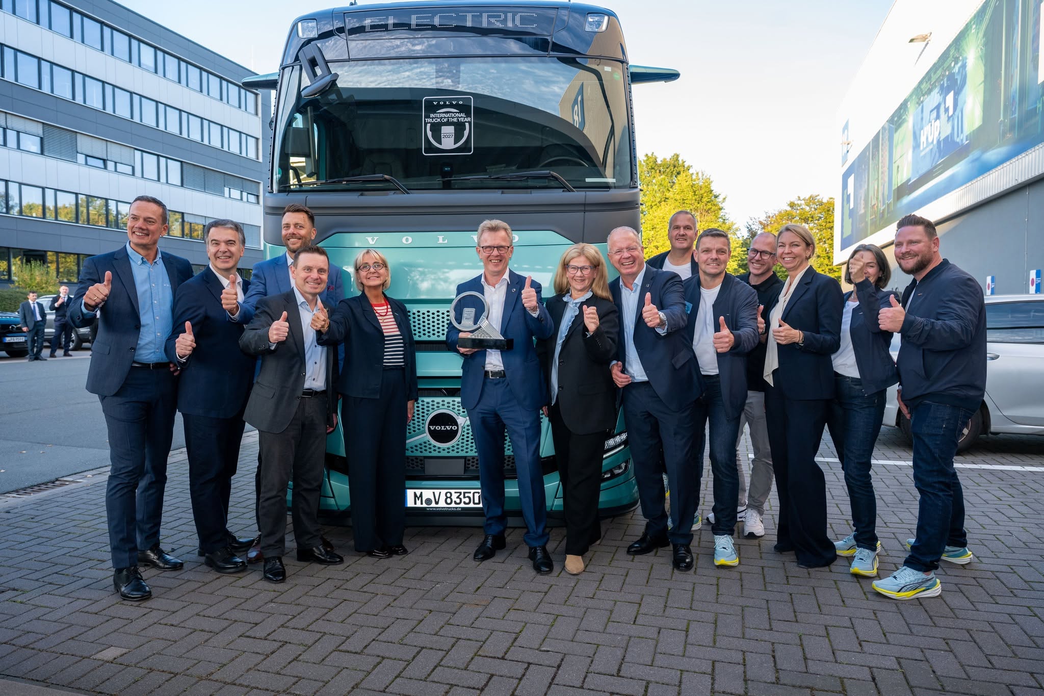 810485537_1532330618921099_5584177558805987441_n Volvo dă lovitura la IAA: gama electrică, desemnată „International Truck of the Year 2027”